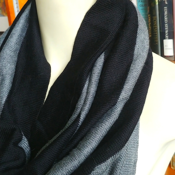 EXPRESS Multi-Way Infinity Tube - Picture 2 of 8